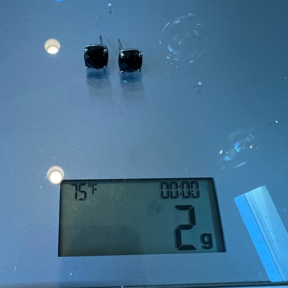 Vintage Sterling Silver Black Onyx Earrings - Picture 4 of 6